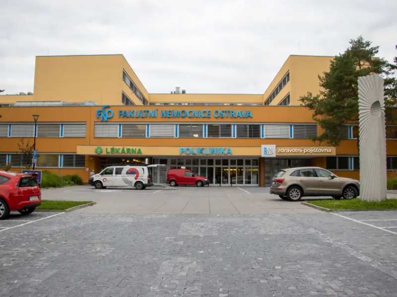 Robotický sál v Městské nemocnici Ostrava umožní šetrnější a přesnější zákroky